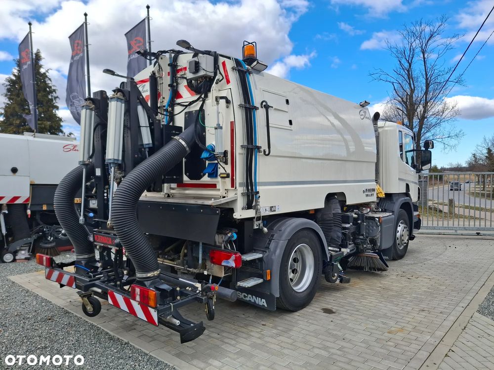 Scania P370 Zamiatarka FAUN Viajet 6 R H Euro 6 EUnited PM10 Tylna Ssawa Tylni Odkurzacz Karcher Listwy Wysokiego Ciśnienia Mycie Jezdni Lanca 2 Zbiorniki Wody Oświetlenie LED Regulowane Zawieszenie - 2