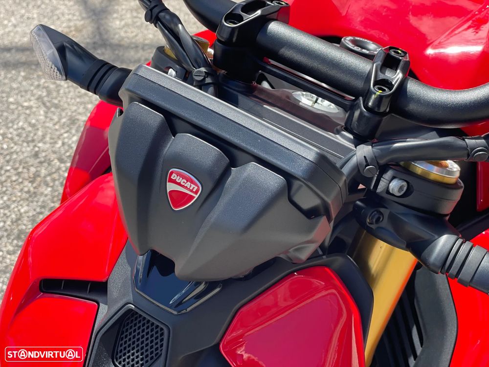 Ducati Streetfighter V2 S - 7