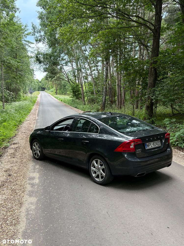 Volvo S60 D4 Drive-E Momentum - 15