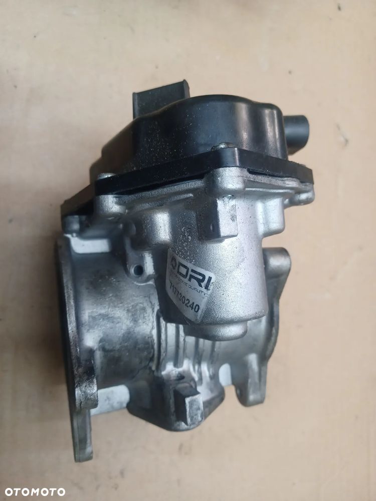 ZAWÓR EGR VW CRAFTER 2.0 TDI V29007881 - 1