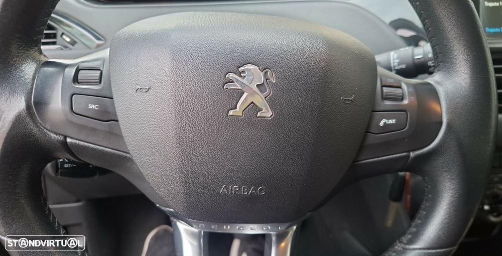 Peugeot 208 1.2 PureTech Active - 13