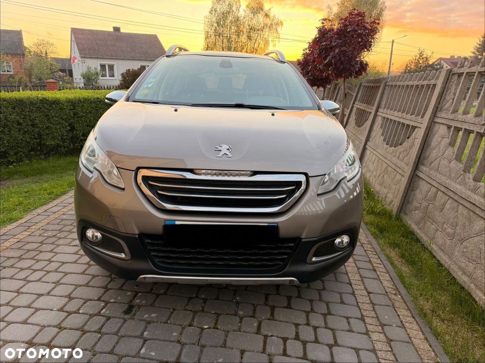 Peugeot 2008 1.6 e-HDi Allure S&S - 2