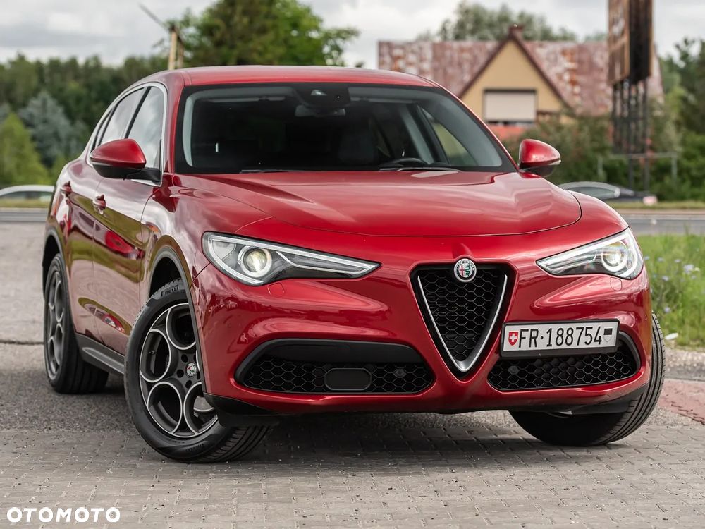 Alfa Romeo Stelvio - 2