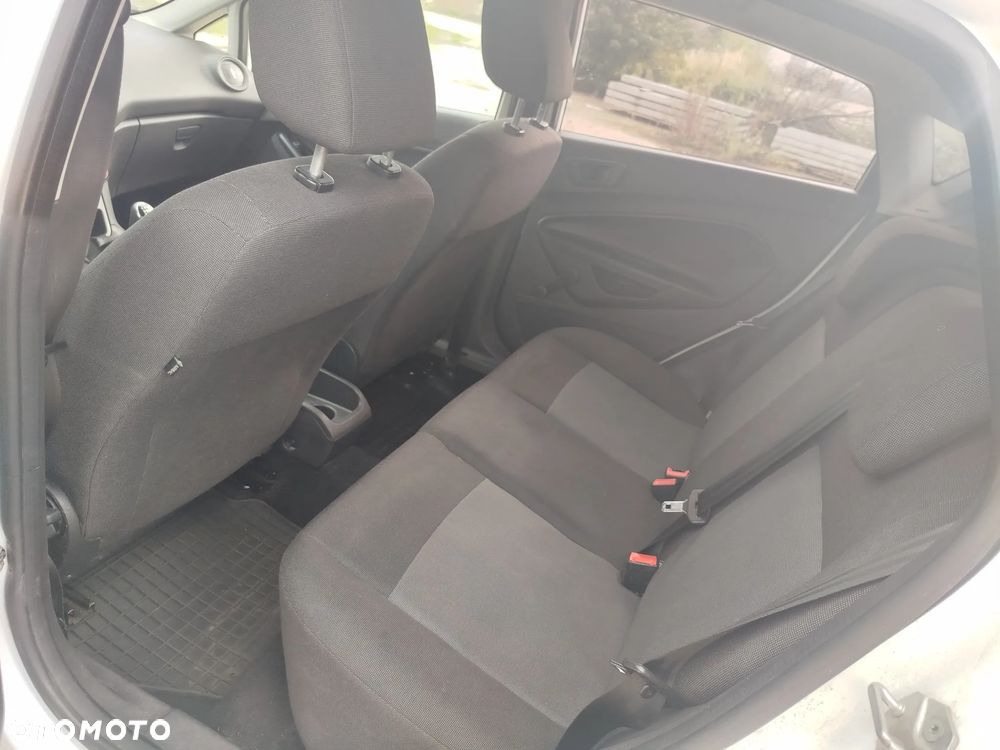 Ford Fiesta 1.25 Ambiente - 9