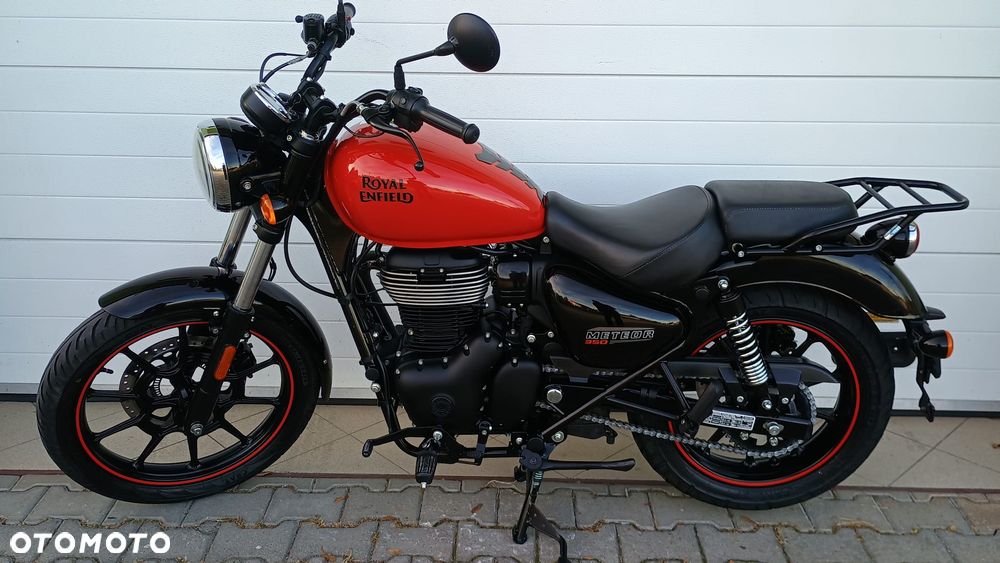 Royal Enfield Meteor - 10