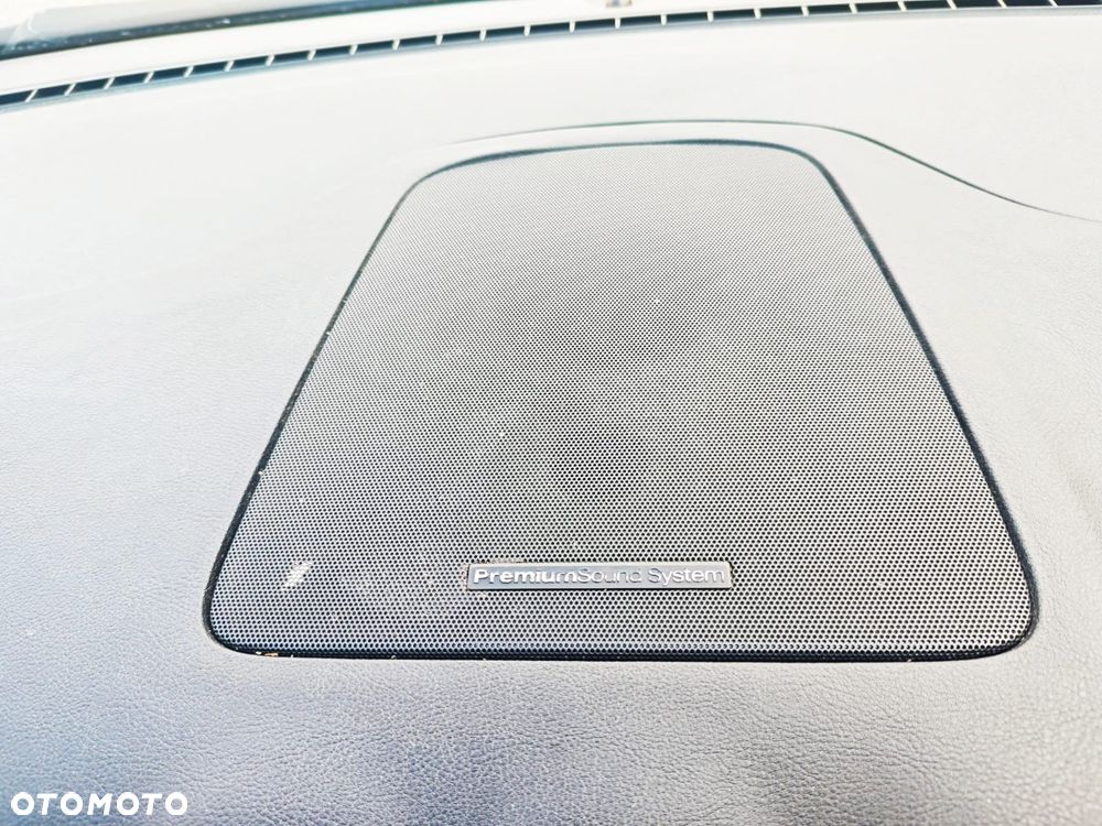 Ford S-Max 2.0 TDCi DPF Titanium X - 35