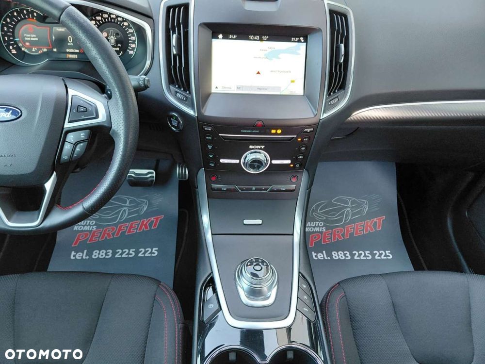 Ford S-Max - 21