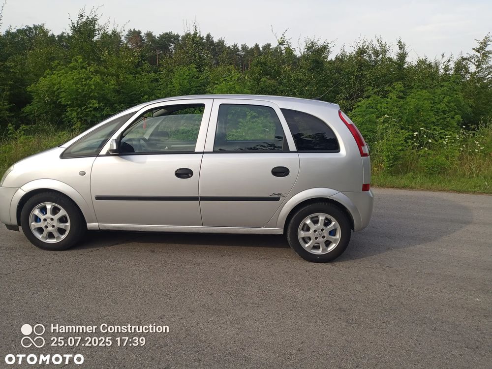 Opel Meriva - 11
