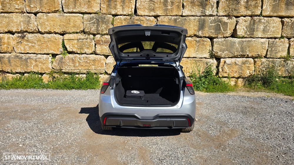 MG MG4 64 kWh Luxury - 55