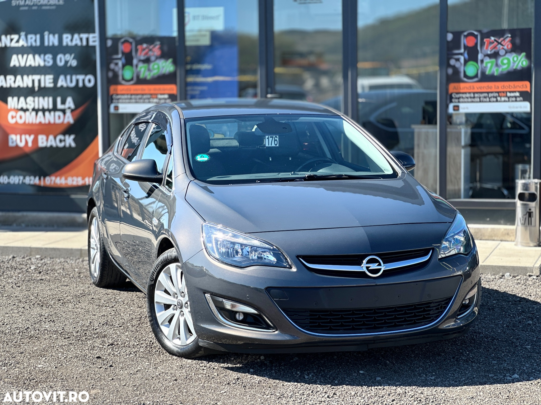 Opel Astra 1.7 CDTI DPF Sport - 2