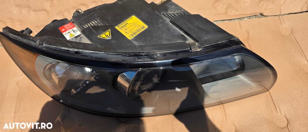 Far dreapta Xenon Volvo V50 2005 / 2006 / 2007 2008 - 3