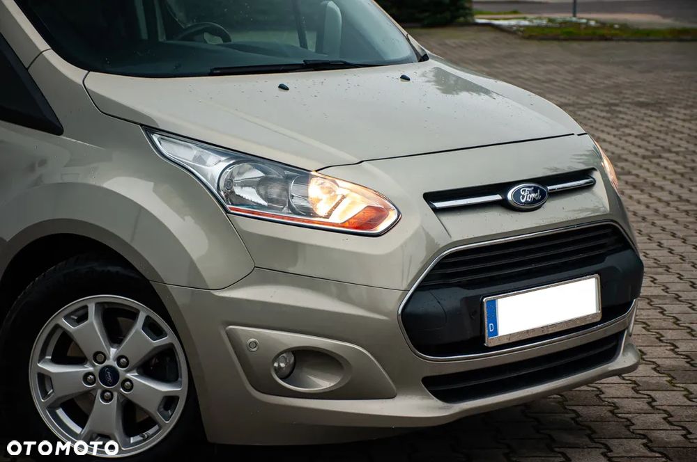 Ford Tourneo Connect 1.6 TDCi Start-Stop Titanium - 11