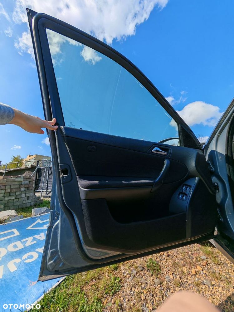 Drzwi przód/ tył P/L Mercedes-Benz C klasa W203 kombi - 5