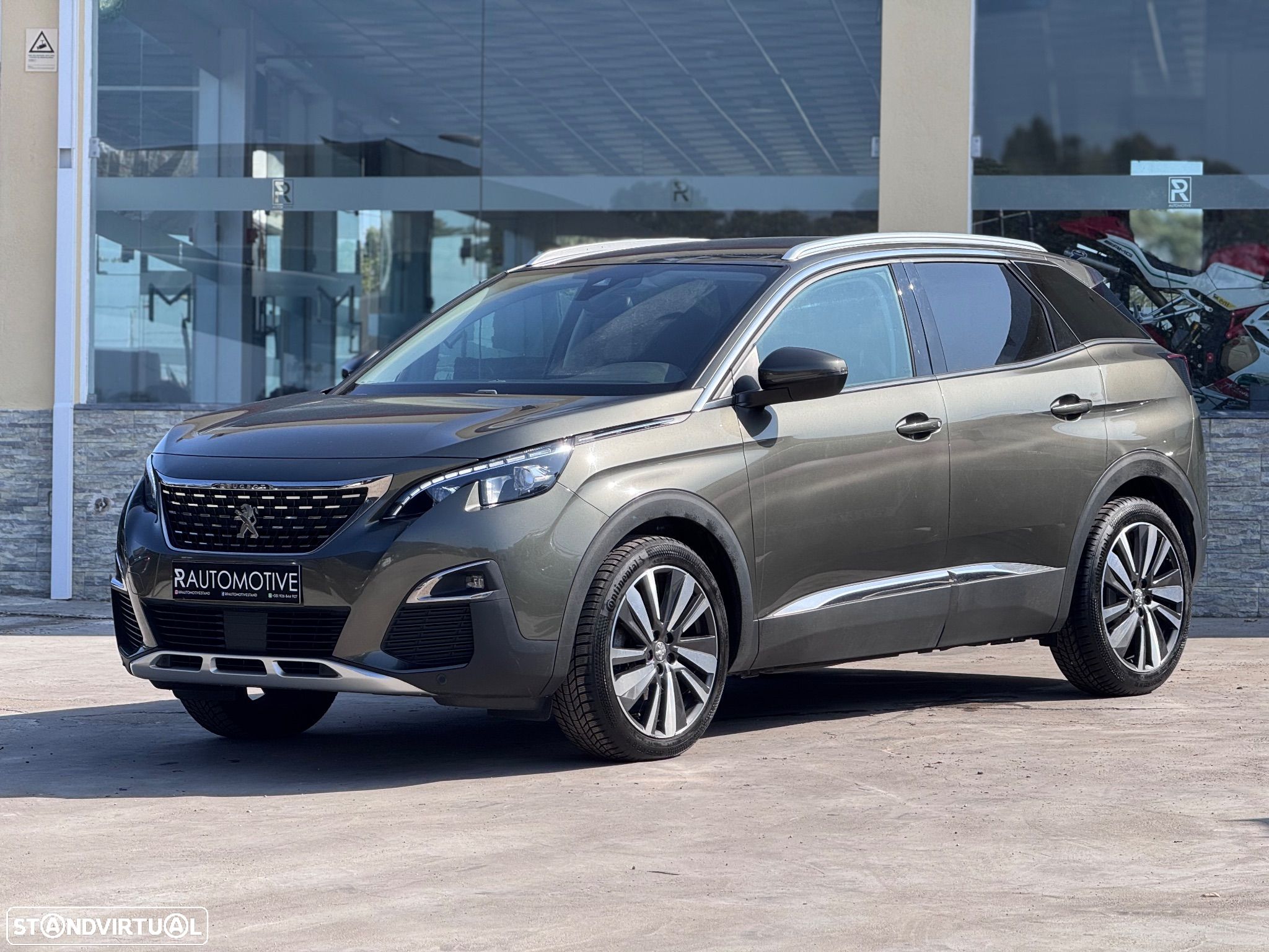 Peugeot 3008 PureTech 130 Stop & Start GPF EAT8 Allure Pack - 1
