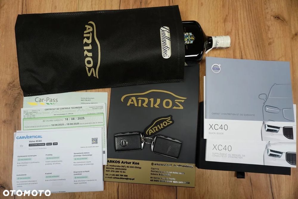 Volvo XC 40 D4 AWD Geartronic R-Design - 3