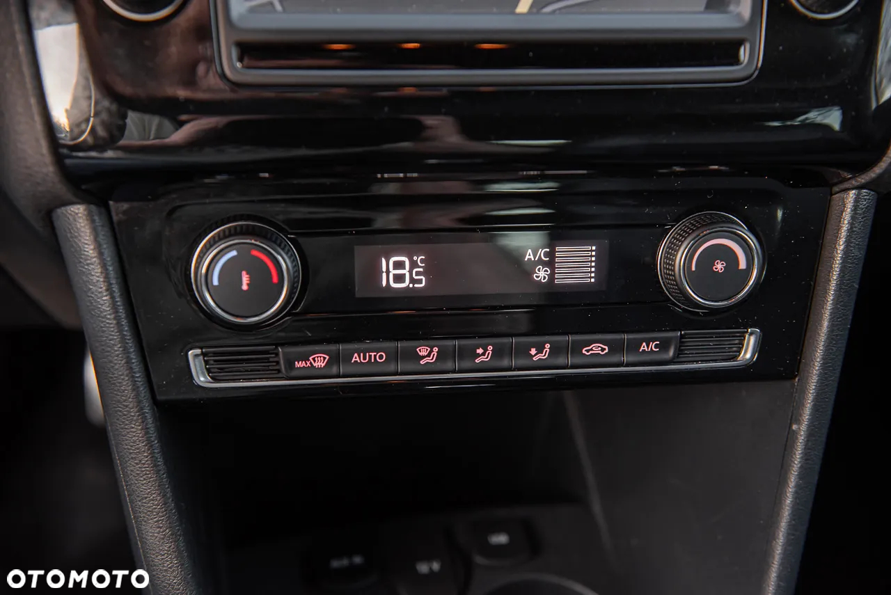 Volkswagen Polo 1.8 TSI BMT GTI DSG - 27