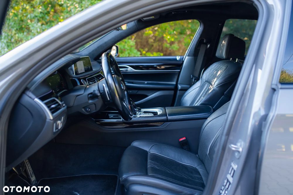 BMW Seria 7 740d xDrive mHEV sport - 12