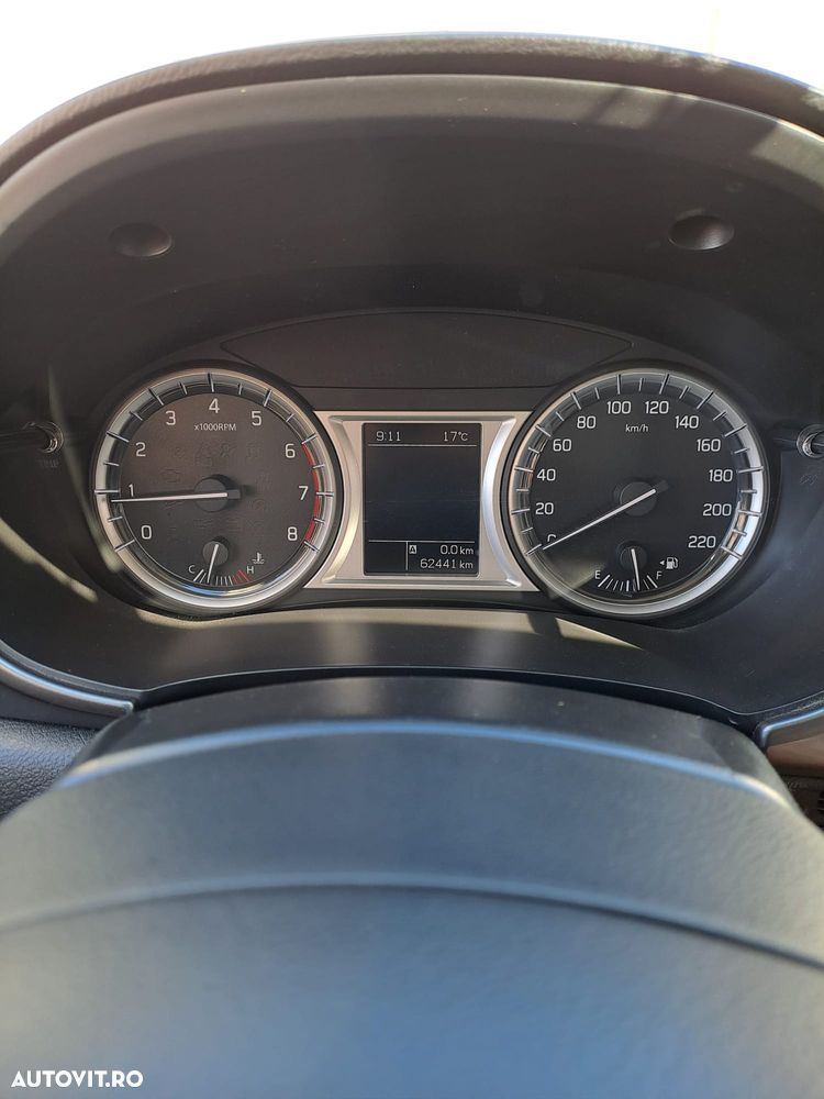 Suzuki Vitara 1.0 Passion - 4