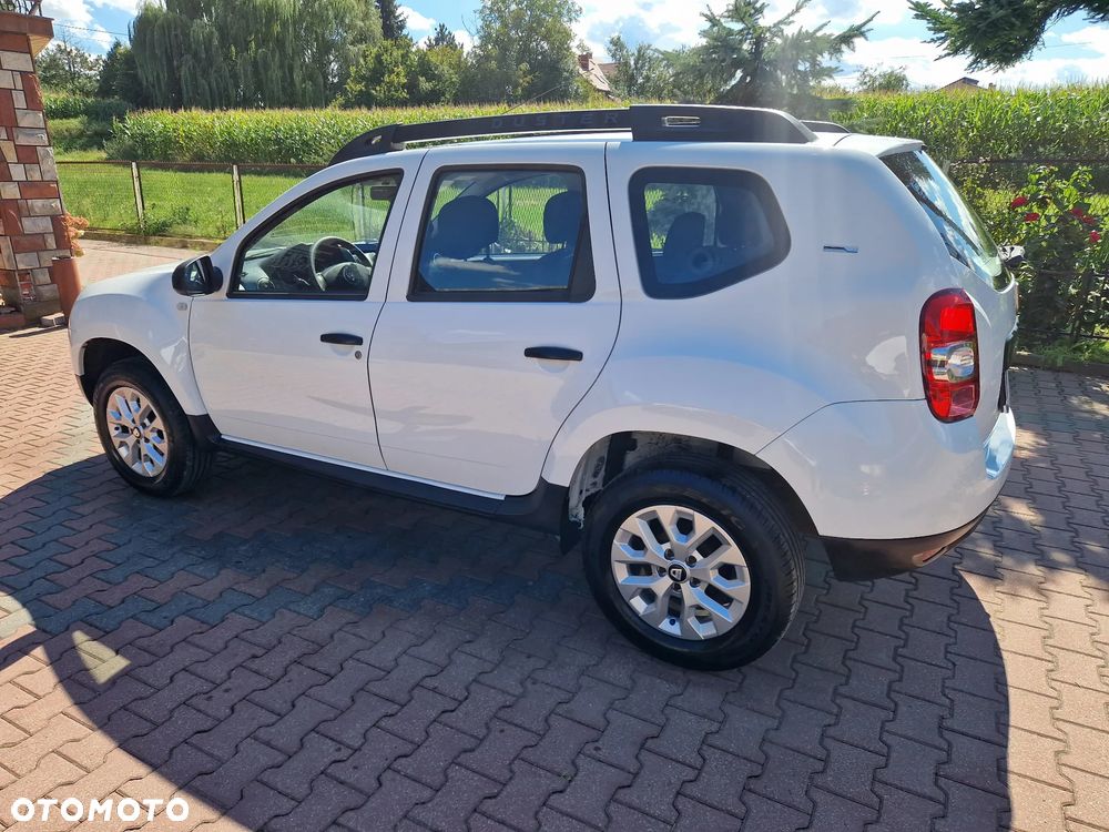 Dacia Duster 1.6 SCe Ambiance S&S - 32