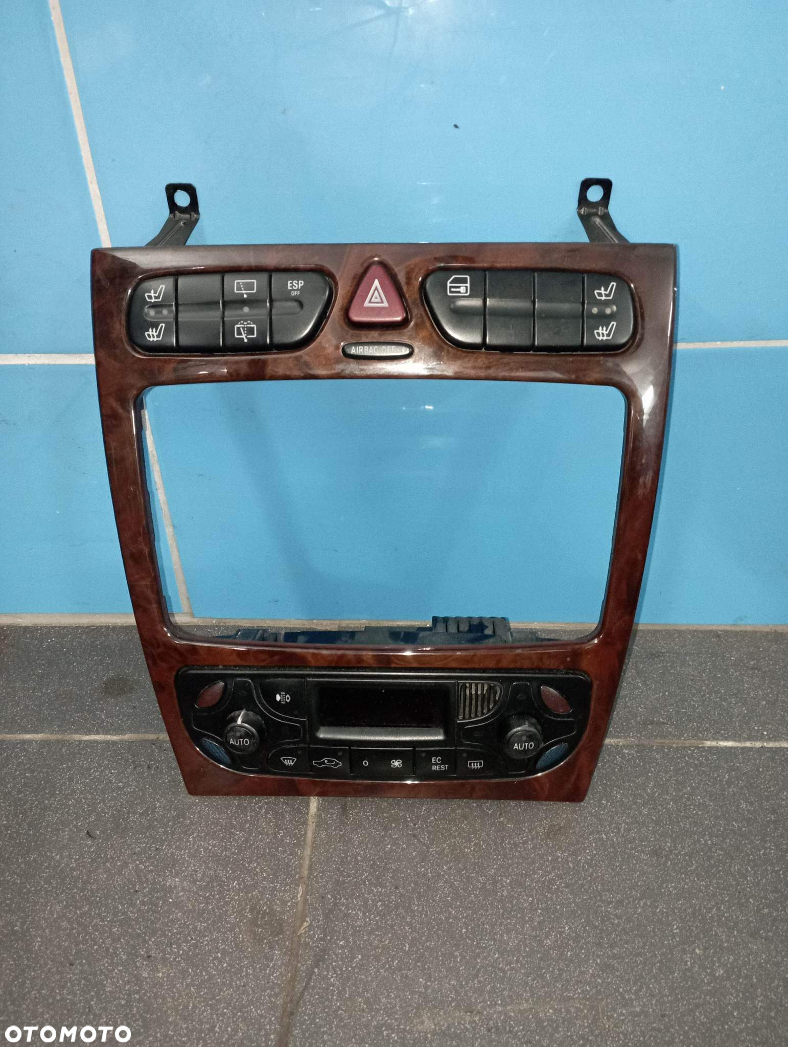 Ramka panel nawiewu mercedes w203 a2036804639 - 2