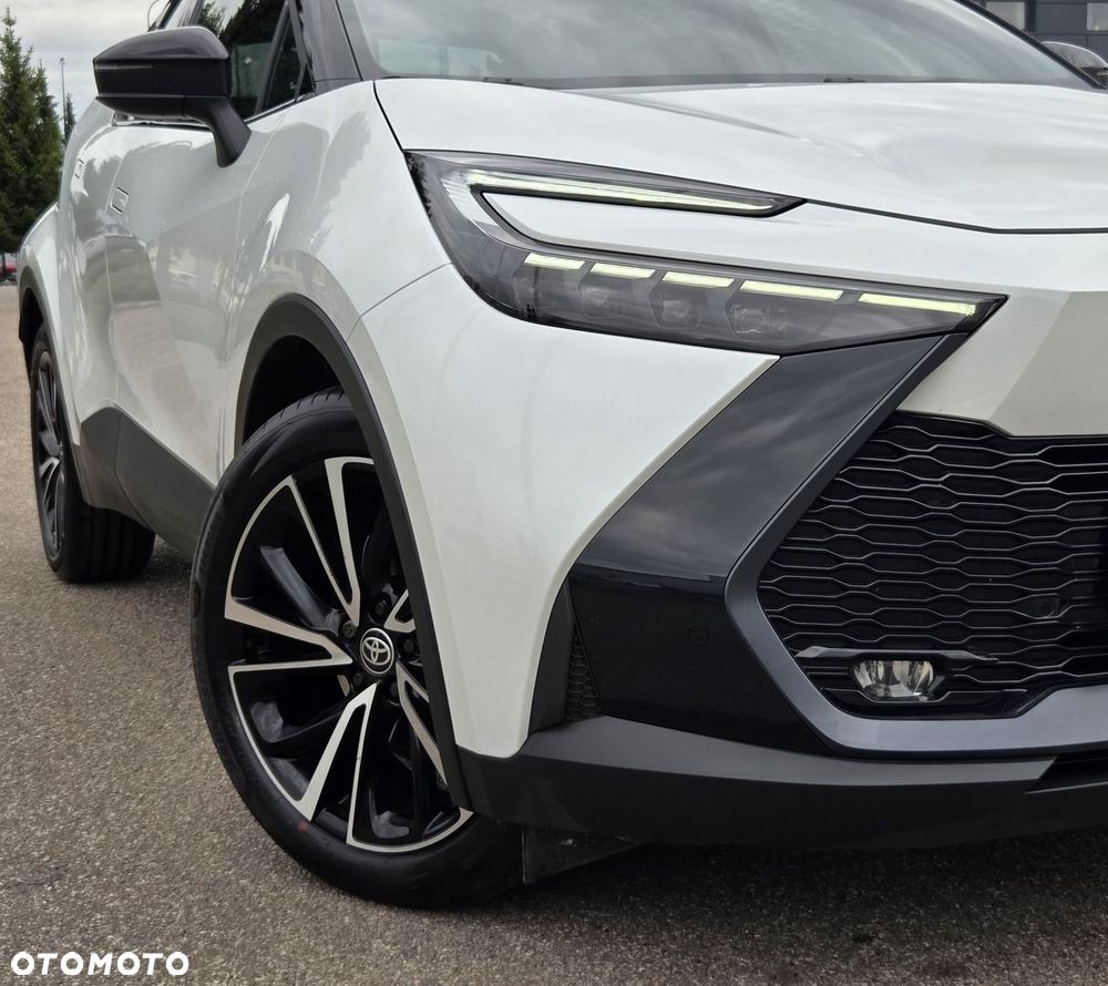 Toyota C-HR - 15