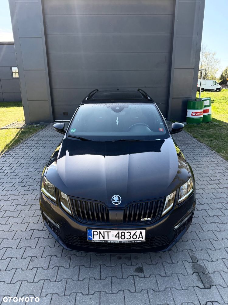 Skoda Octavia 2.0 TDI DSG RS - 4