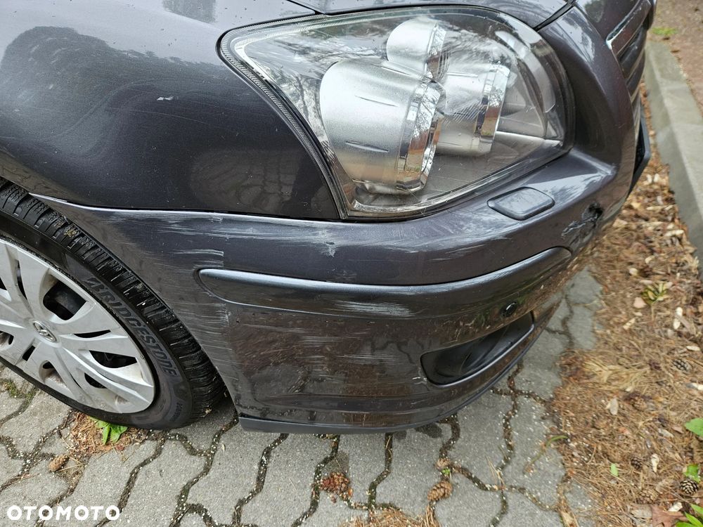 Toyota Avensis 2.2 D-4D Sol Plus - 9