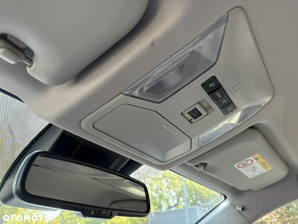 Toyota RAV4 2.5 Hybrid Comfort 4x2 - 28