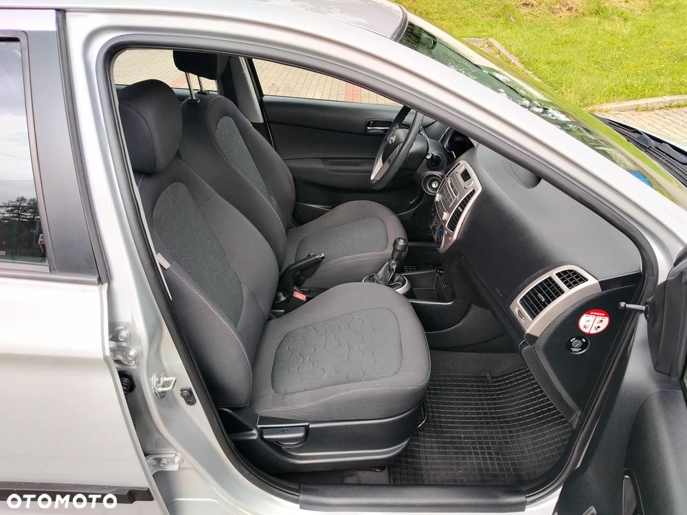 Hyundai i20 1.2 Edition Plus - 9