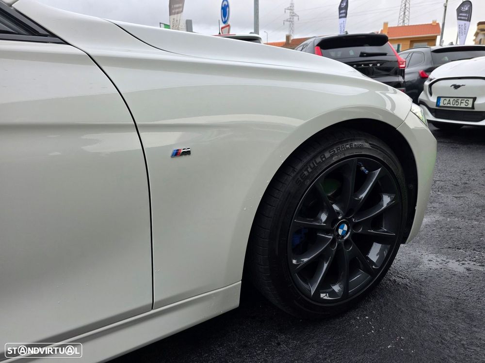 BMW 320 d Touring Pack M - 4