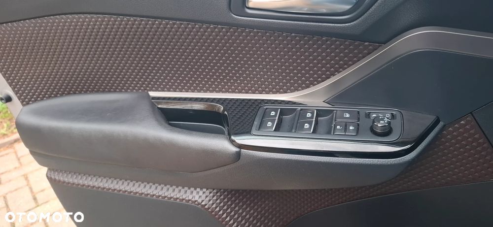 Toyota C-HR 1.2 T Premium - 38