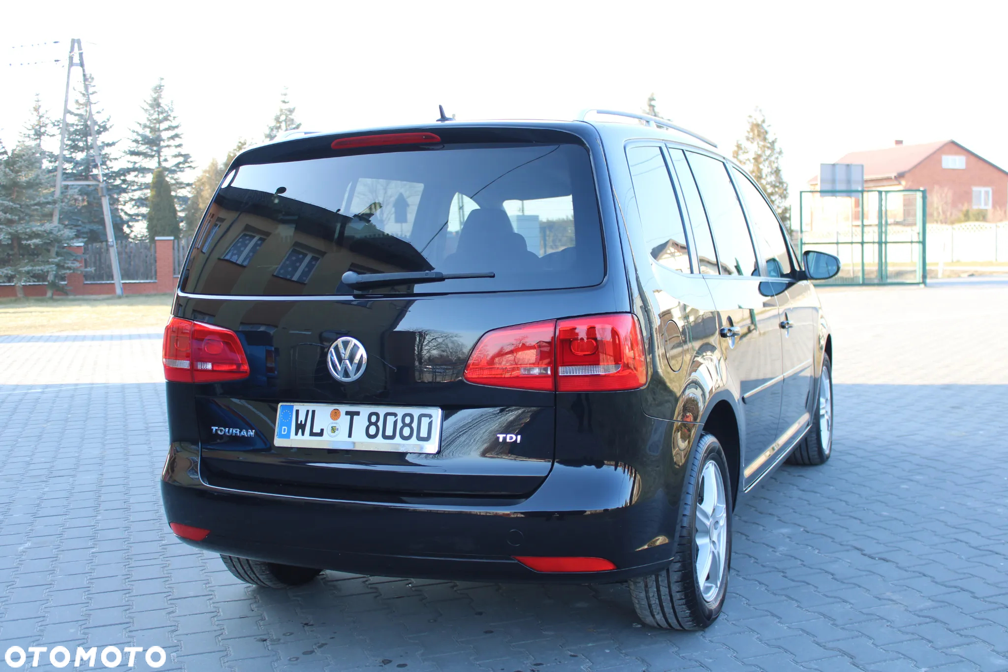 Volkswagen Touran 1.6 TDI DPF BlueMotion Technology DSG Comfortline - 5