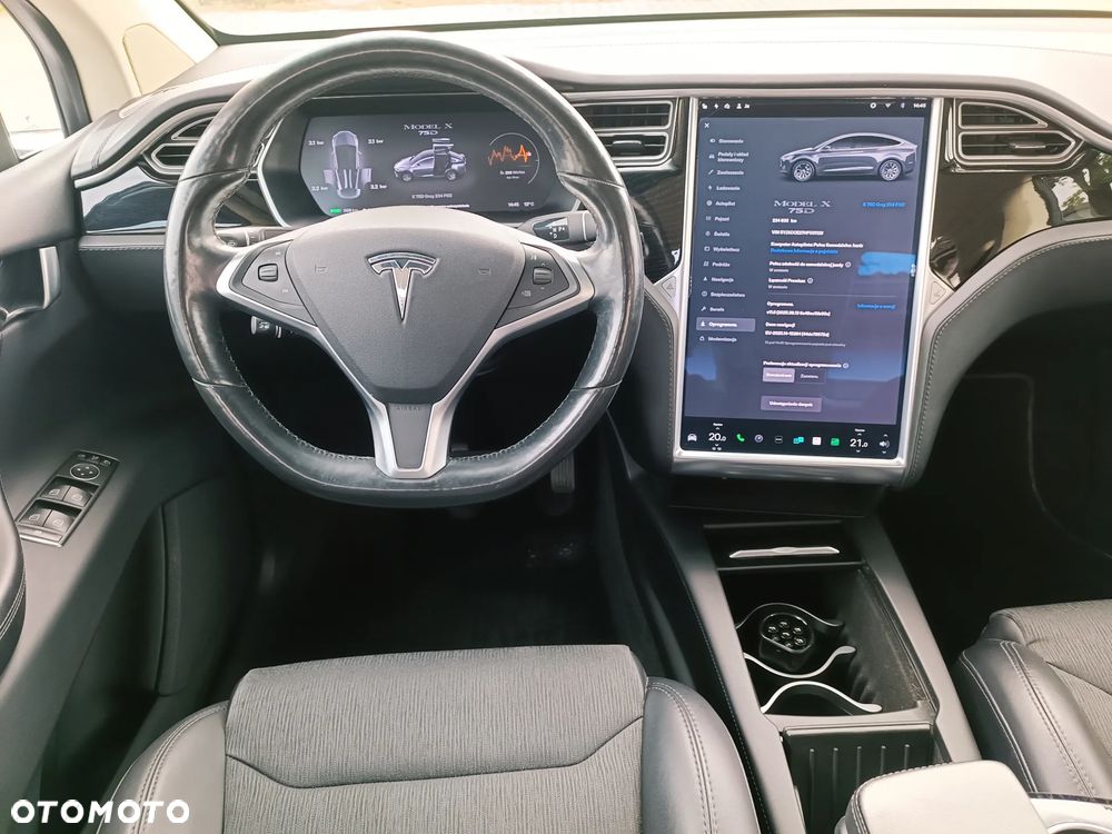 Tesla Model X Long Range Plus - 23