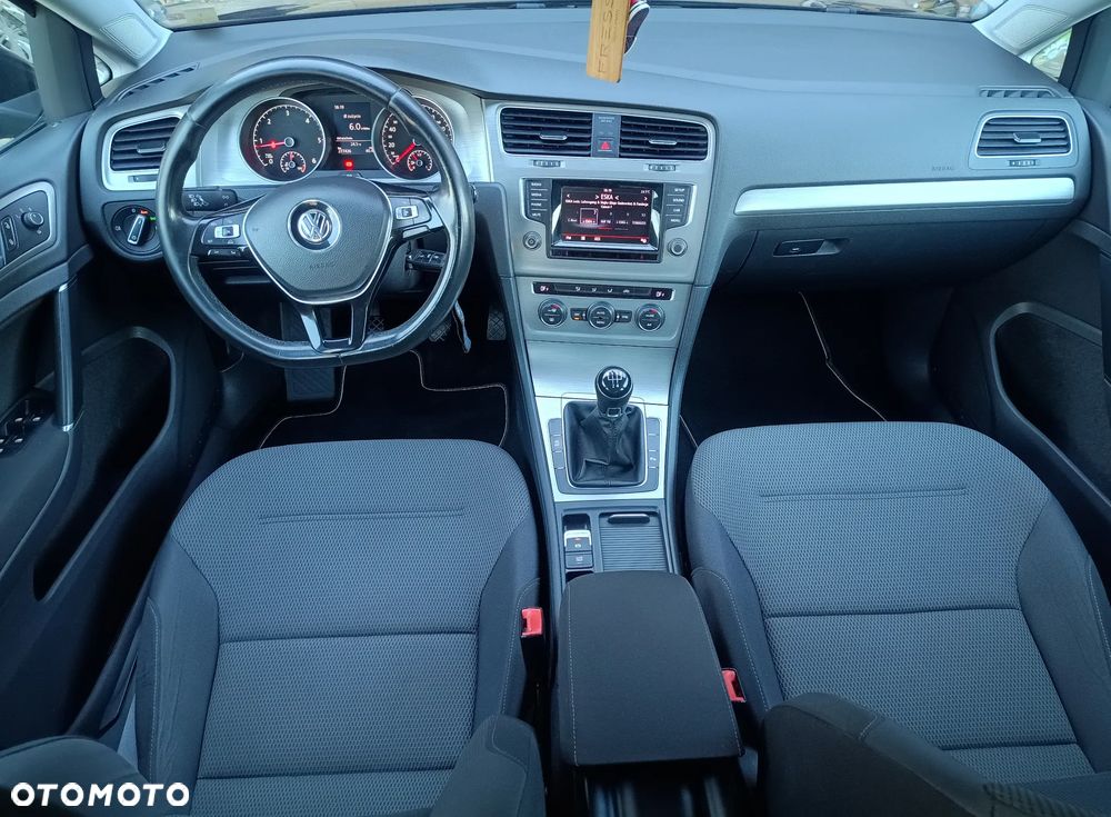 Volkswagen Golf 1.6 TDI BMT Comfortline - 8