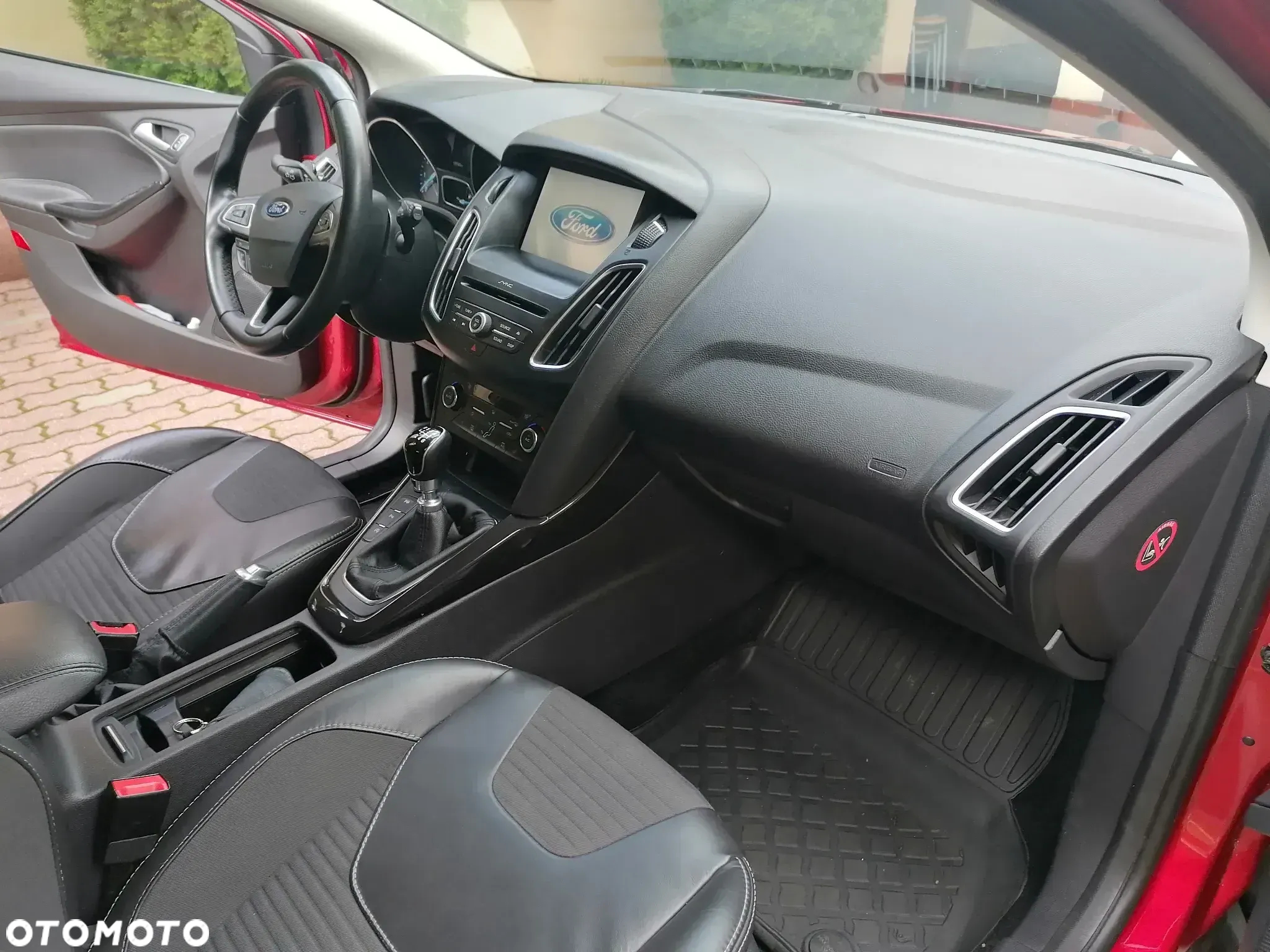 Ford Focus 1.0 EcoBoost Start-Stopp-System TITANIUM - 7