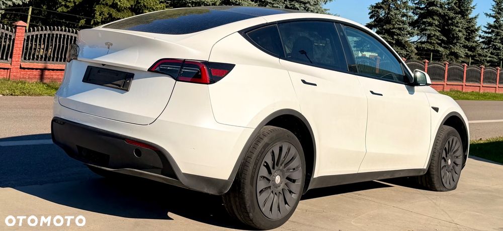 Tesla Model Y Standard - 6