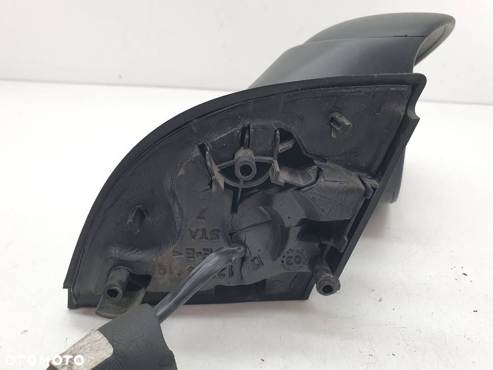 LUSTERKO PRAWE CITROEN C3 I 3 PIN EUROPA 2004 - 3