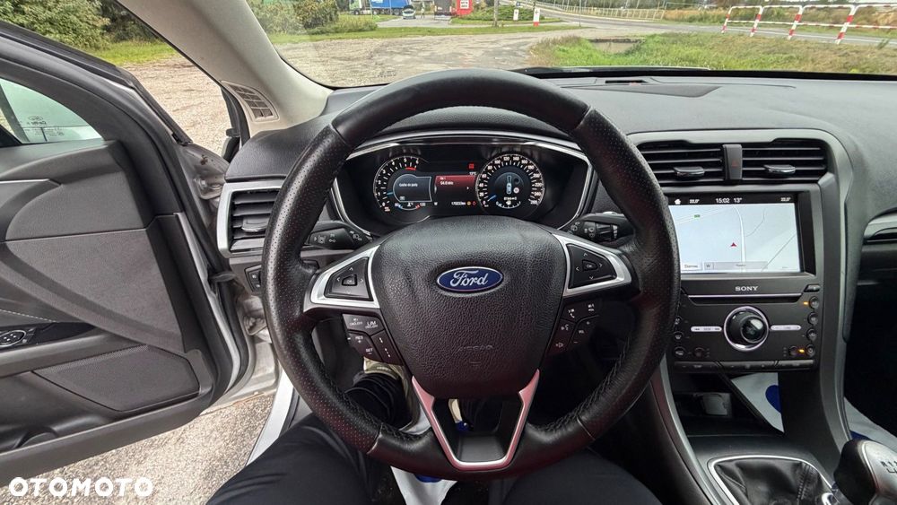 Ford Mondeo - 27