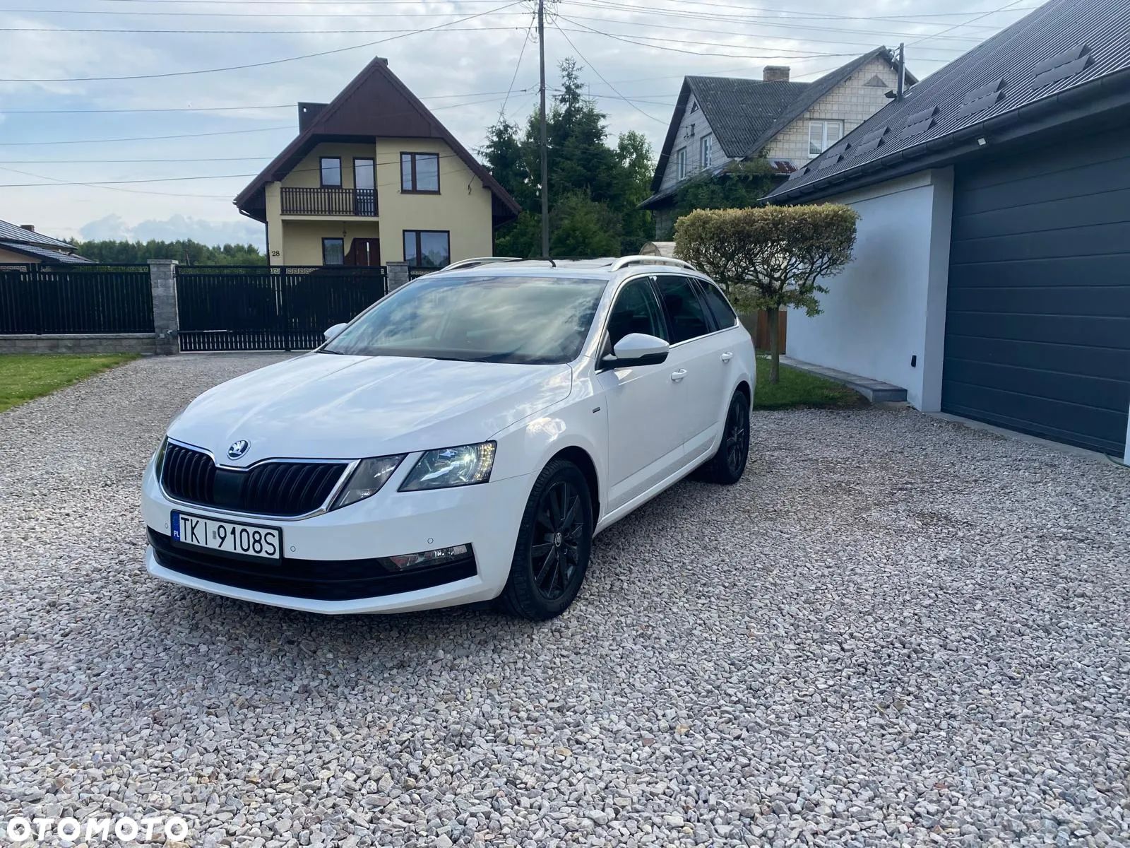 Skoda Octavia 2.0 TDI Clever DSG - 1