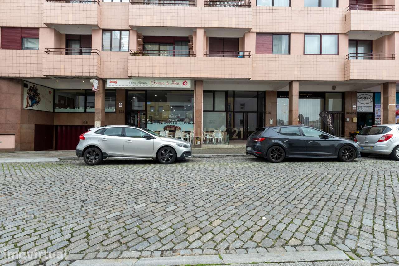 Excelente Apartamento T2 na Travessa das Condominhas - Grande imagem: 2/30