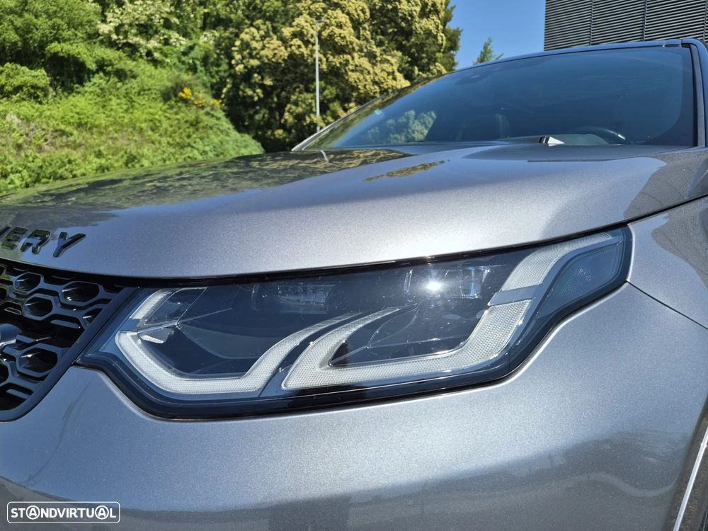 Land Rover Discovery Sport P300e R-Dynamic S - 10