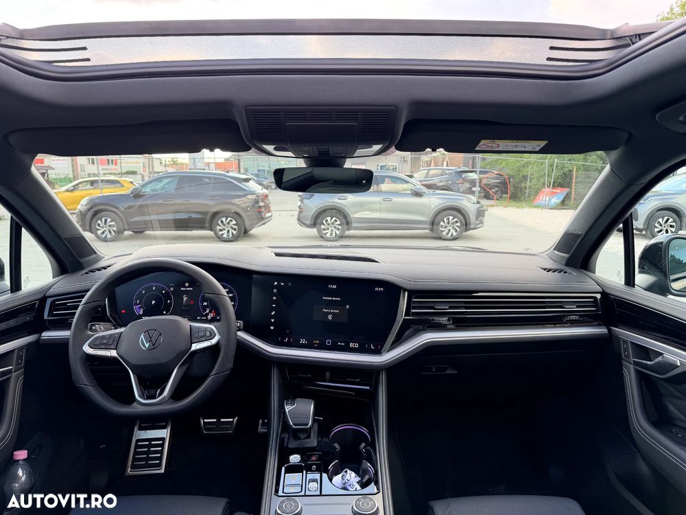 Volkswagen Touareg V6 TDI 4MOTION R-Line - 12