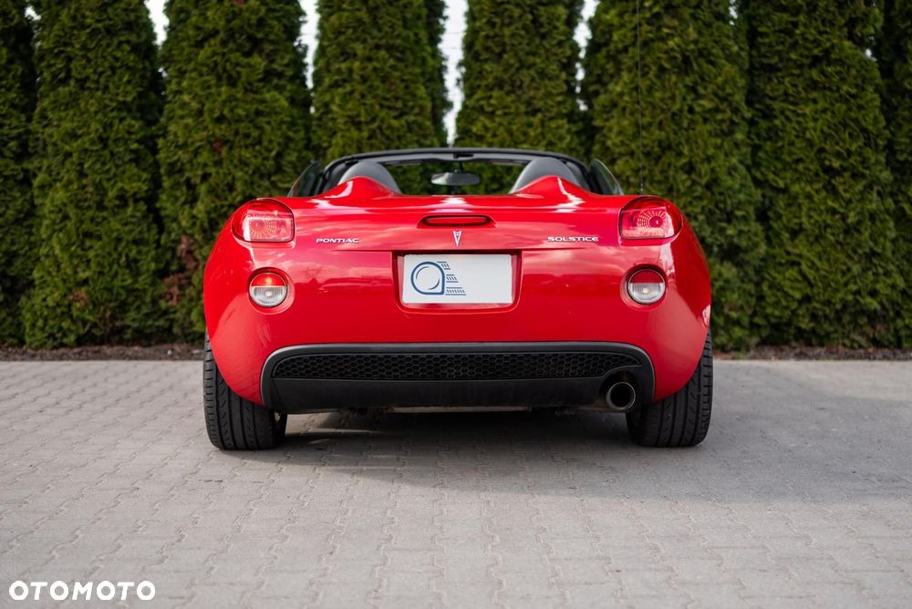 Pontiac Solstice - 6