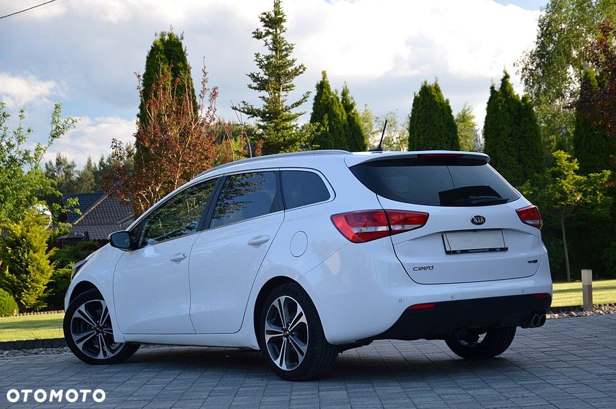 Kia Ceed 1.6 CRDi GT Line DCT - 14