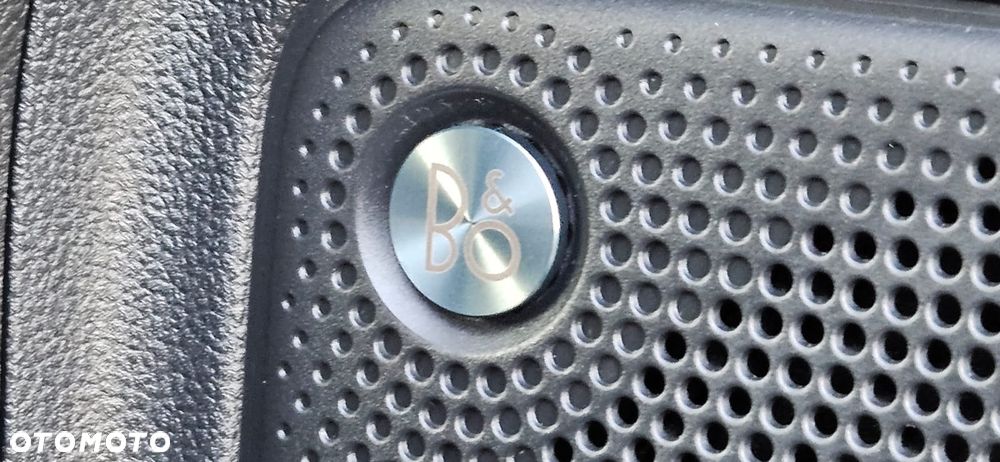 Ford Kuga 1.5 EcoBoost FWD ST-Line X - 24