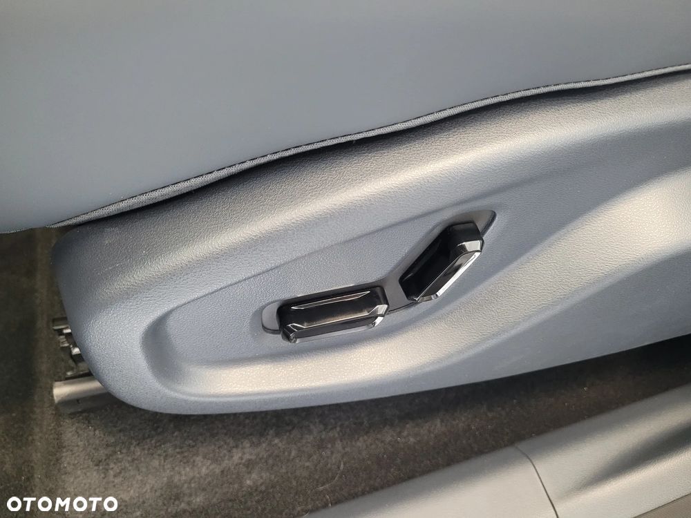 Geely Starray EM-i 1.5 PHEV Pro - 19