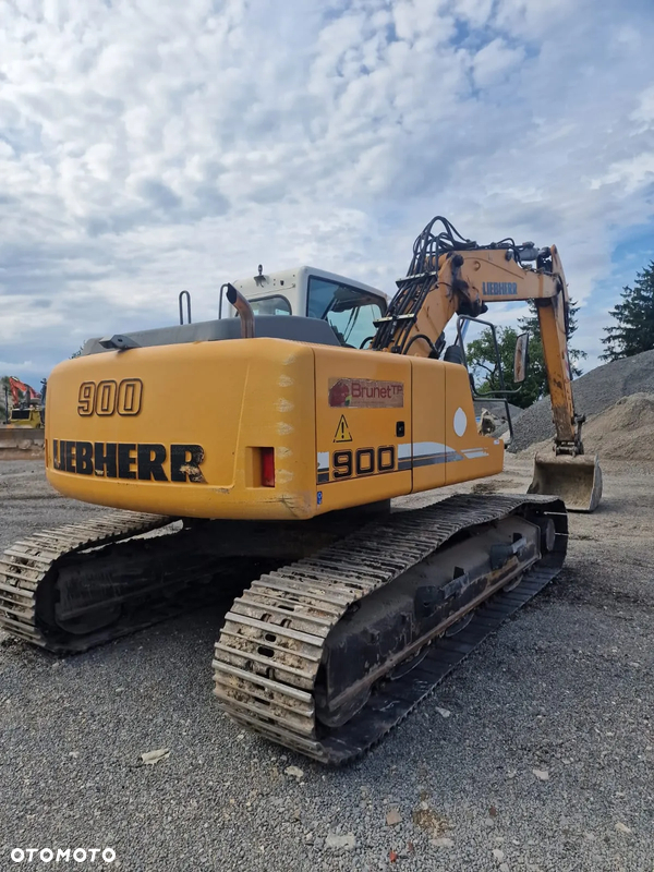Liebherr 900C