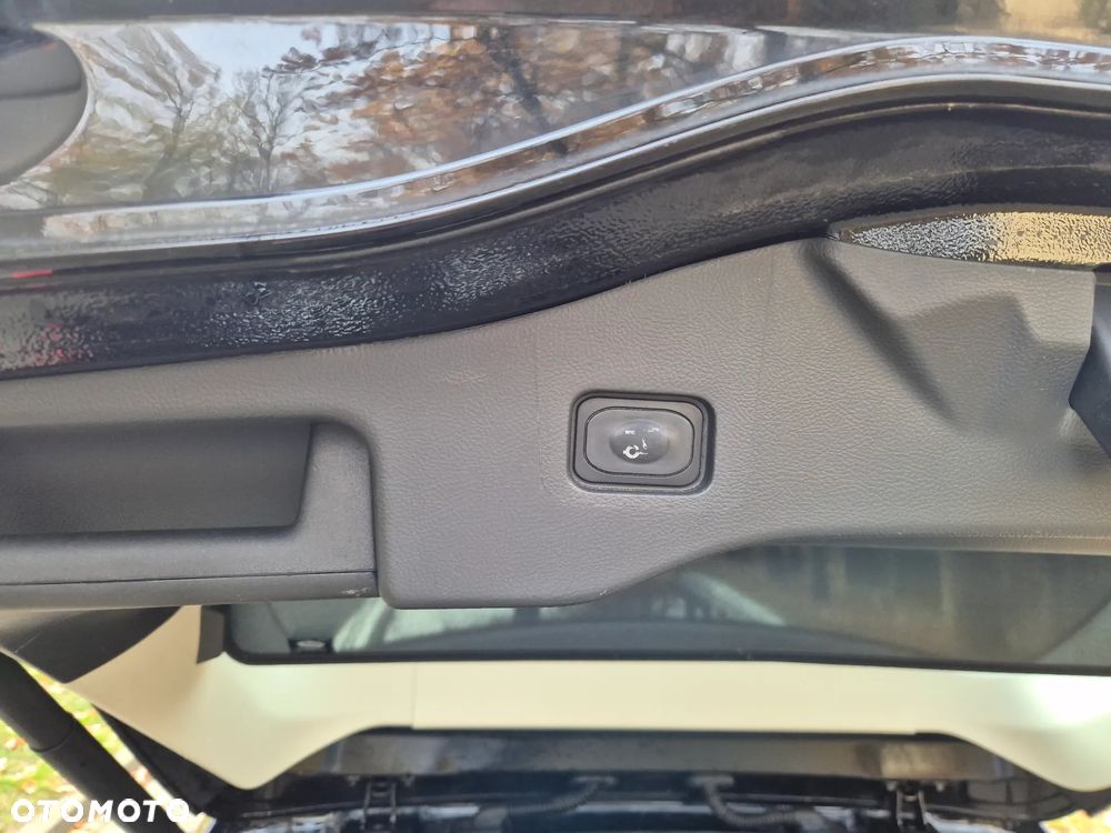 Ford Mondeo Turnier 2.0 Ti-VCT Hybrid Titanium - 38