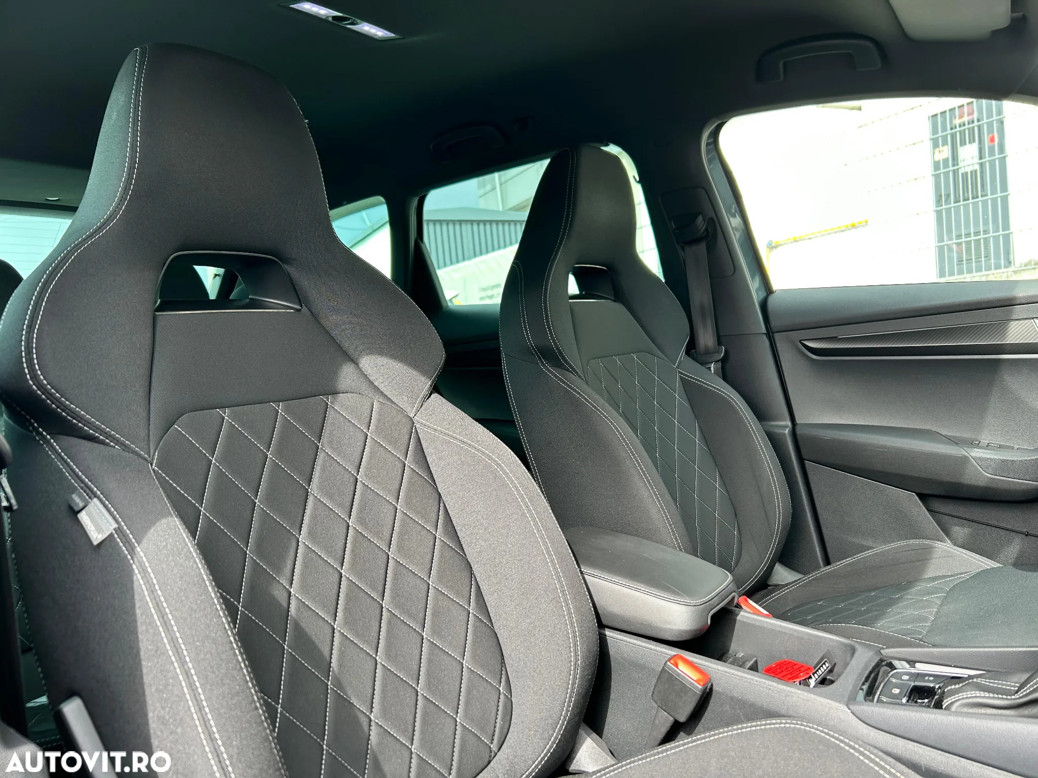 Skoda Karoq 2.0 TDI 4X4 DSG Sportline - 13