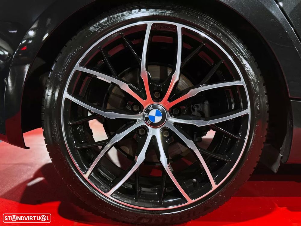 BMW 118 d Pack M - 5